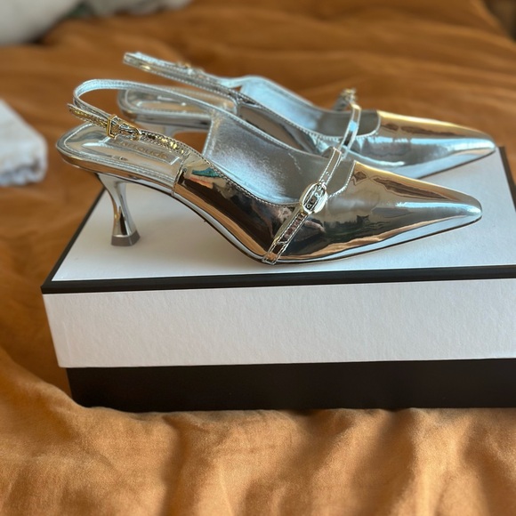 Larroude Silver Ines slingbacks (worn once) - Picture 5 of 11